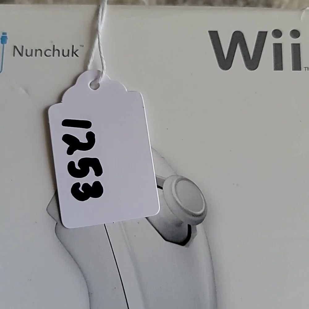 Nintendo Wii Nunchuk New in Open Box white